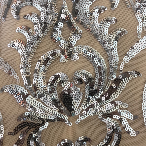 Formal dress - Picture 3 of 4